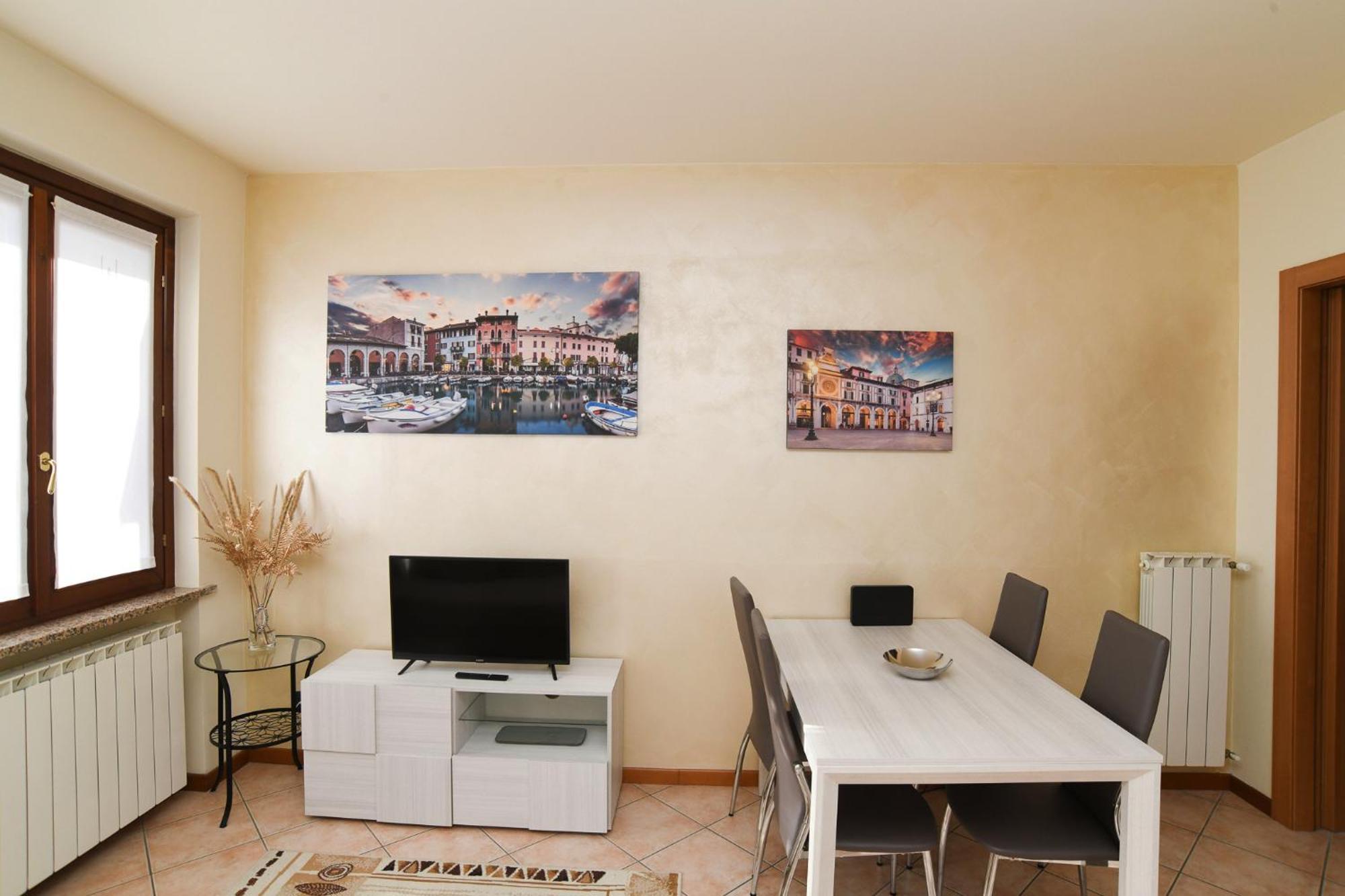 Rovato Entire Apartment In The Capital Of Franciacorta Εξωτερικό φωτογραφία