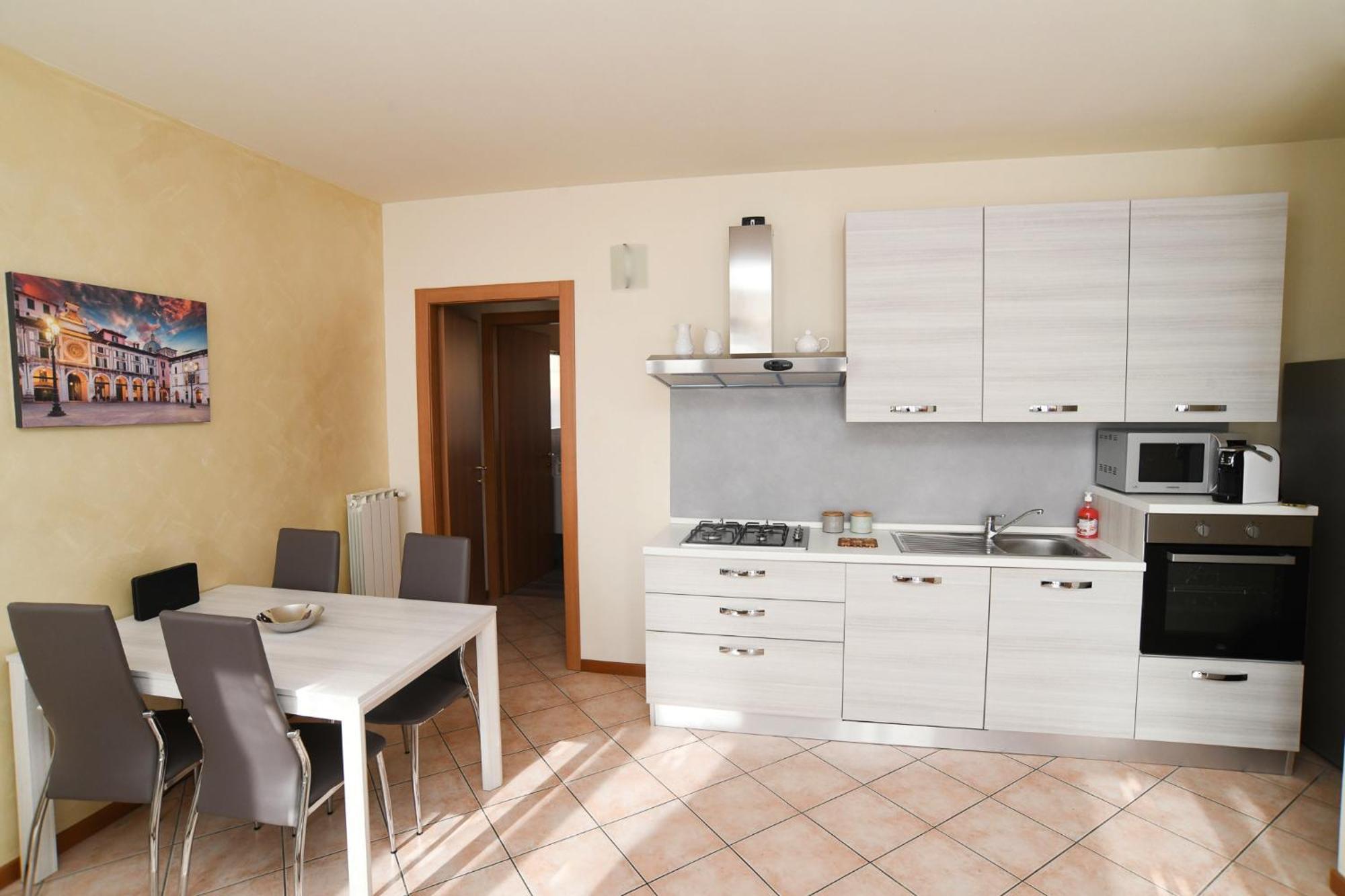 Rovato Entire Apartment In The Capital Of Franciacorta Εξωτερικό φωτογραφία